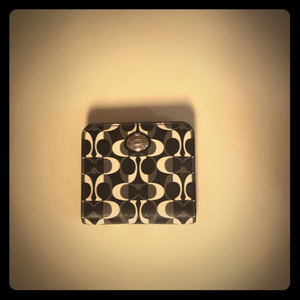 Coach Wallet EUC